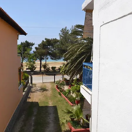 House Souzanna Toroni