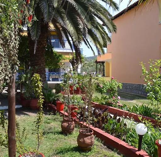House Souzanna * Торони