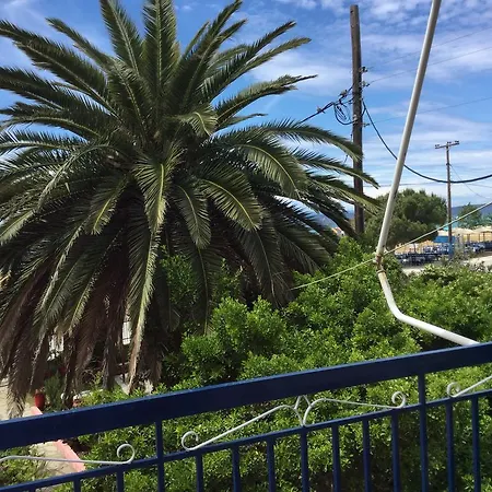 House Souzanna Apartment *