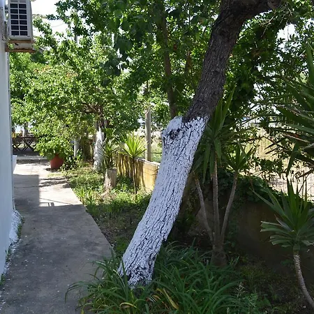 Apartment House Souzanna *