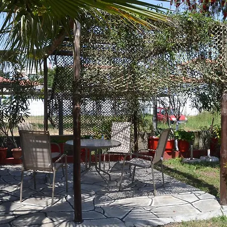 Apartment House Souzanna