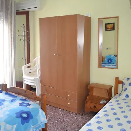 House Souzanna Toroni